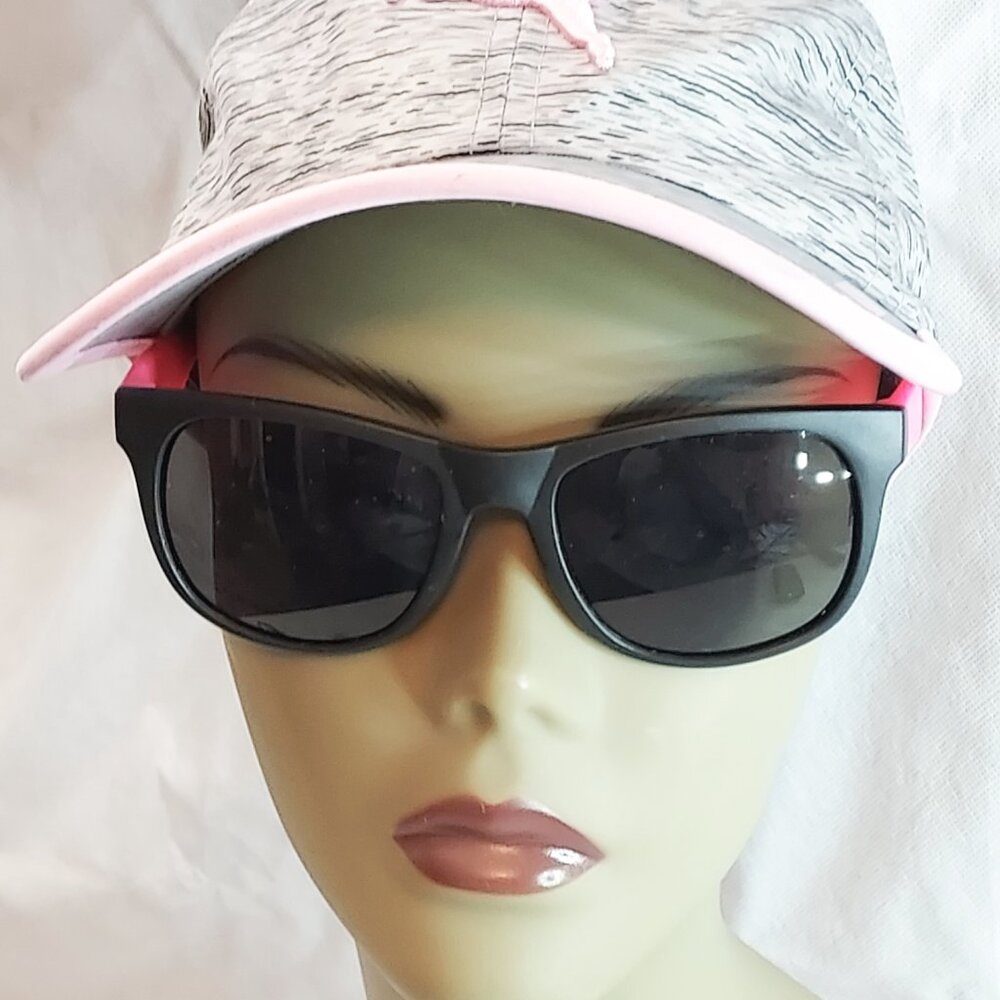 Vineyard Vines Sunglasses Classic Eye Protection UV optic Black Neon Pink unisex